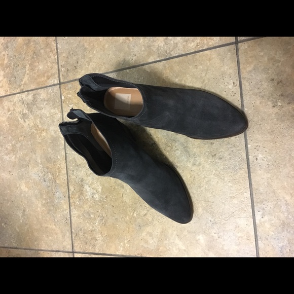 Dolce Vita Suede Ankle Boots Gray - Picture 6 of 6